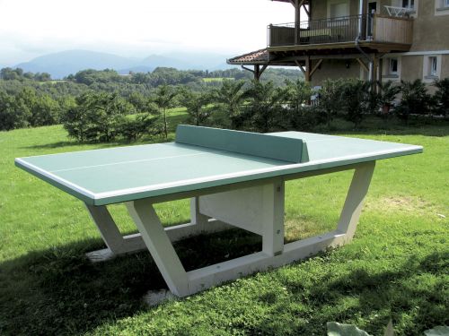 TABLE DE PING PONG EN BETON VERTE